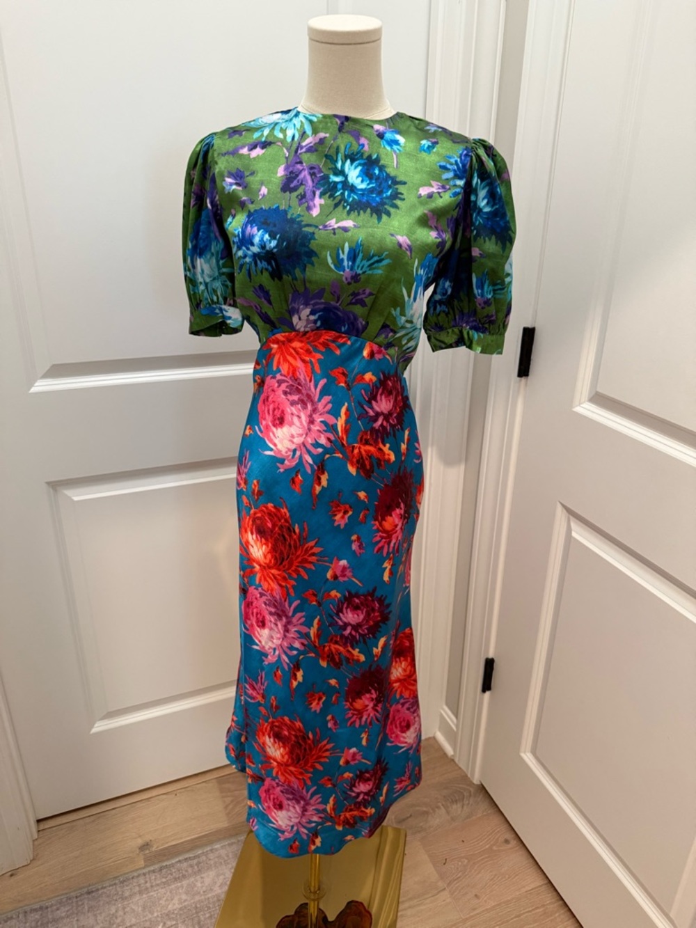 Floral Mixed-Green and Teal Midi Dress with Puff Sleeves